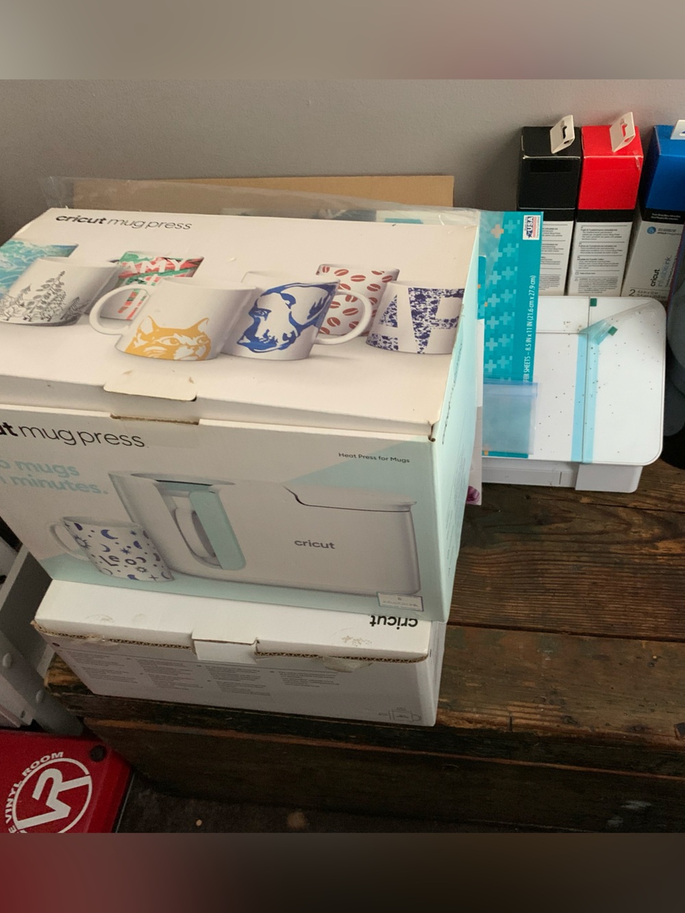 Cricut bundle mug press,cutter machine,cords & blank mugs